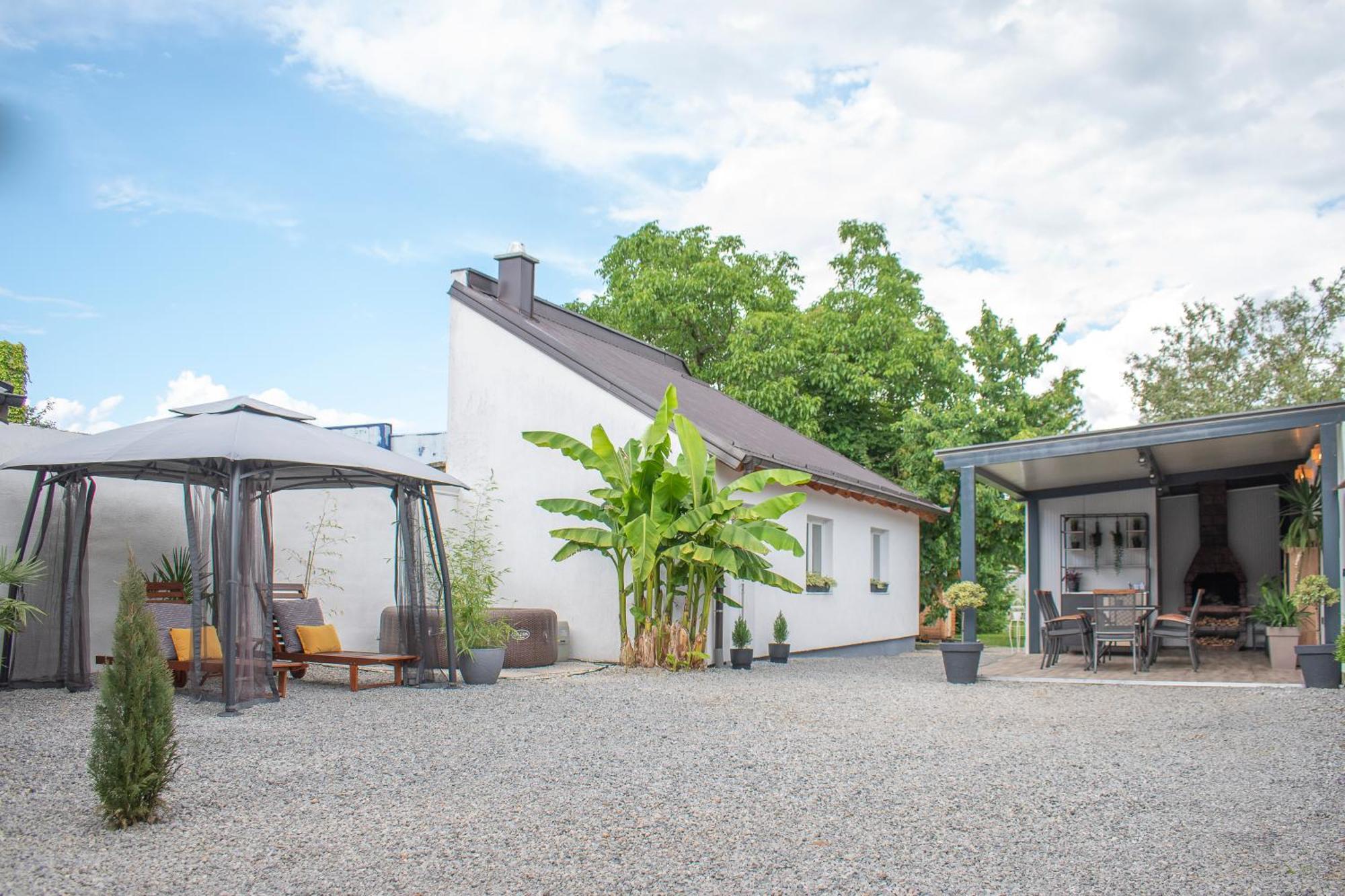 Goodlife Holiday House - Family & Friends Pozega Exterior photo